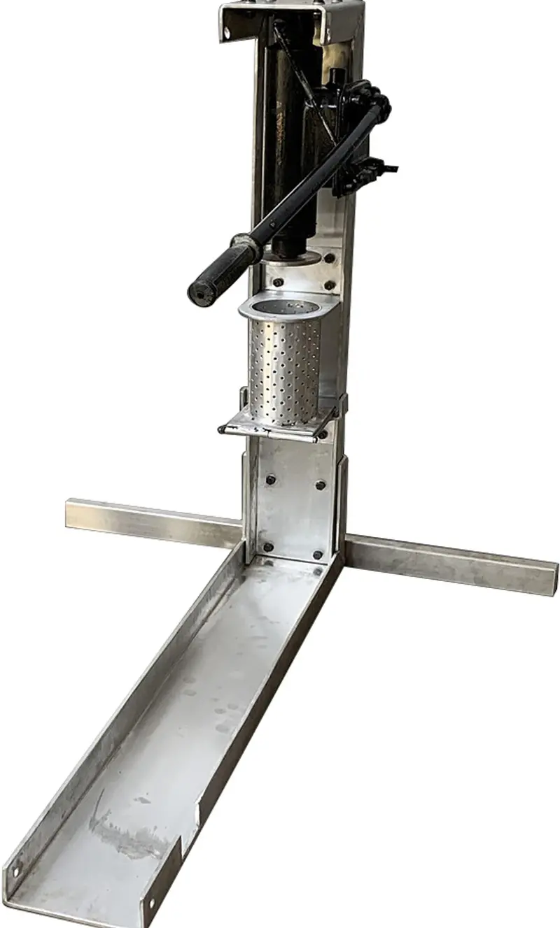 Commercial Briquettes Making Machine, 30 to 35 Briquettes per hr